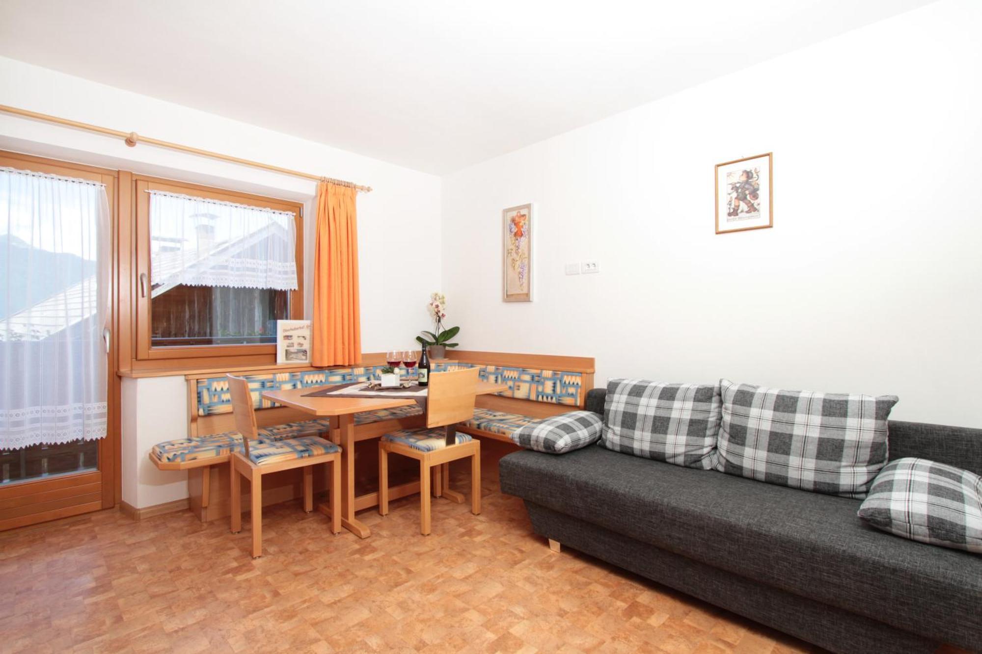 Oberhuberhof Apartment โรเดงโก ภายนอก รูปภาพ